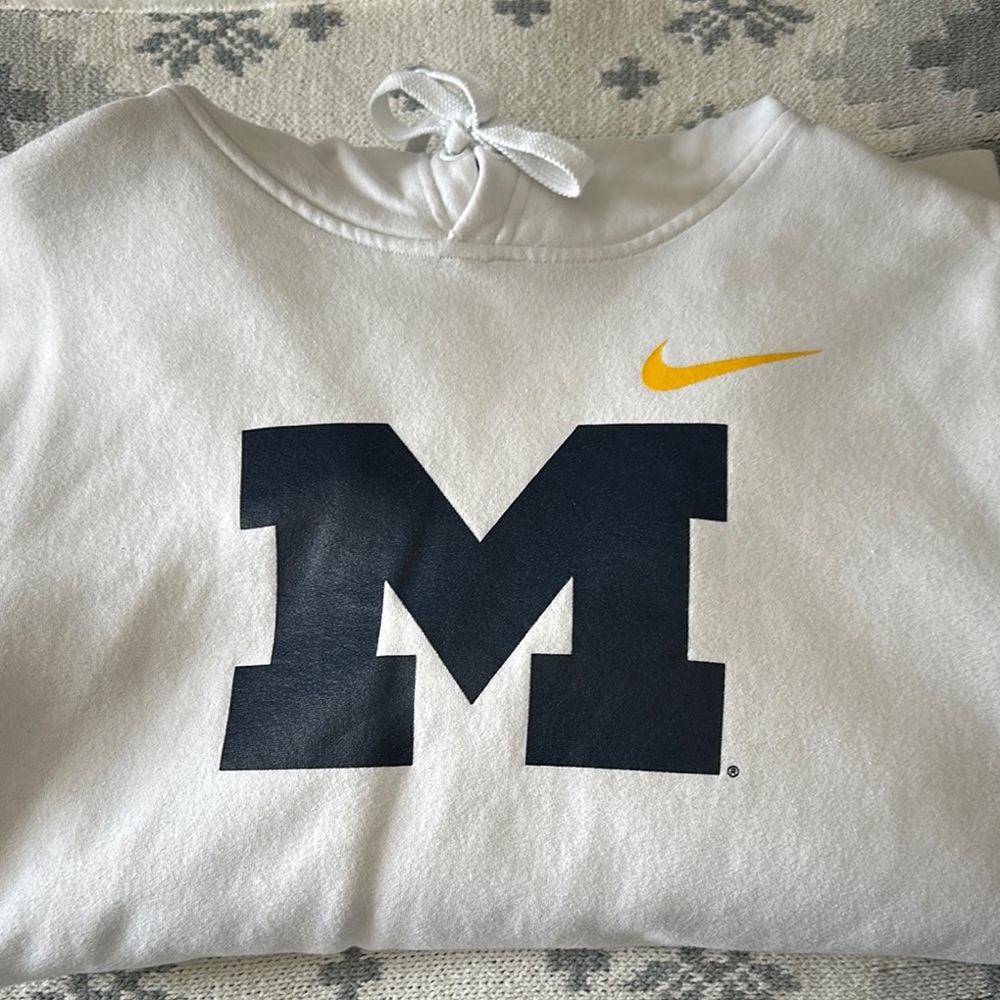Nike Michigan Sweatshirt - White and Navy